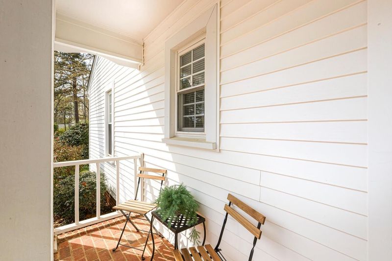 119 Pickett Ln, Cary, NC 27511