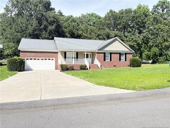 119 Pinevalley Ln, Sanford, NC 27332
