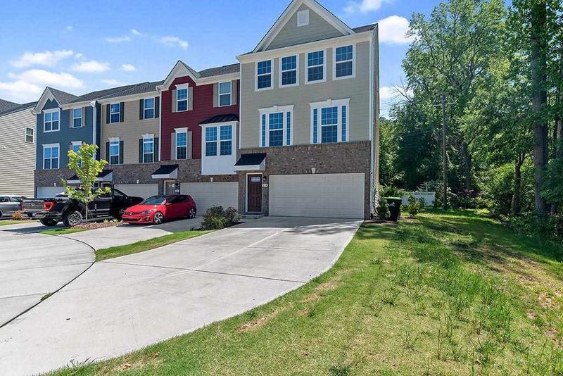119 Ridgeline Ct, Durham, NC 27703