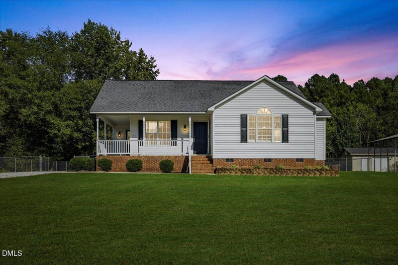 119 Sommerset Dr, Clayton, NC 27520