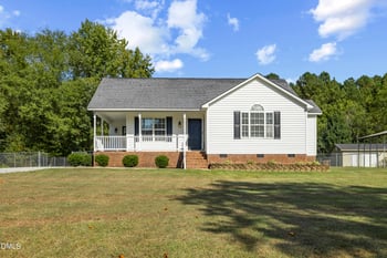 119 Sommerset Dr, Clayton, NC 27520