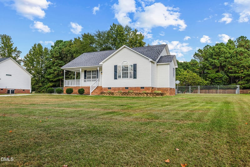 119 Sommerset Dr, Clayton, NC 27520