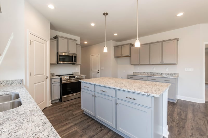 119 Southern Estates Dr, Sanford, NC 27330