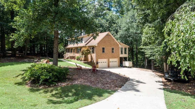 11901 Pine Bluff Ct, Raleigh, NC 27614