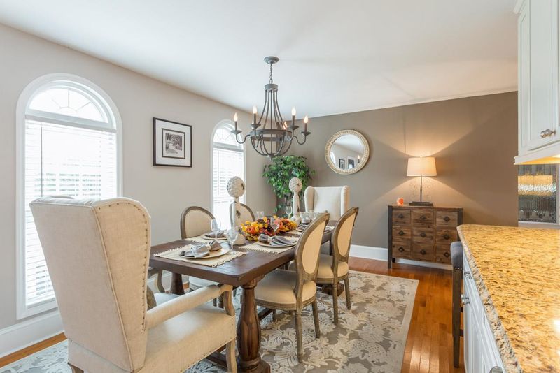 11912 Coachmans Way, Raleigh, NC 27614