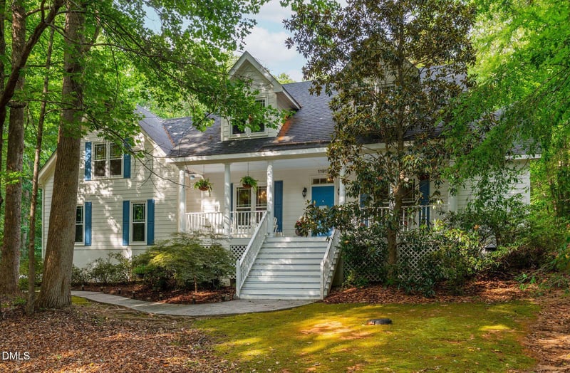 11912 Pembridge Ln, Raleigh, NC 27613