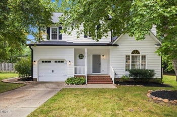 11941 Fairlie Pl, Raleigh, NC 27613