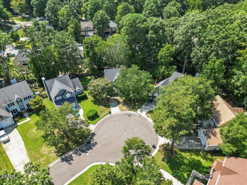 11941 Fairlie Pl, Raleigh, NC 27613