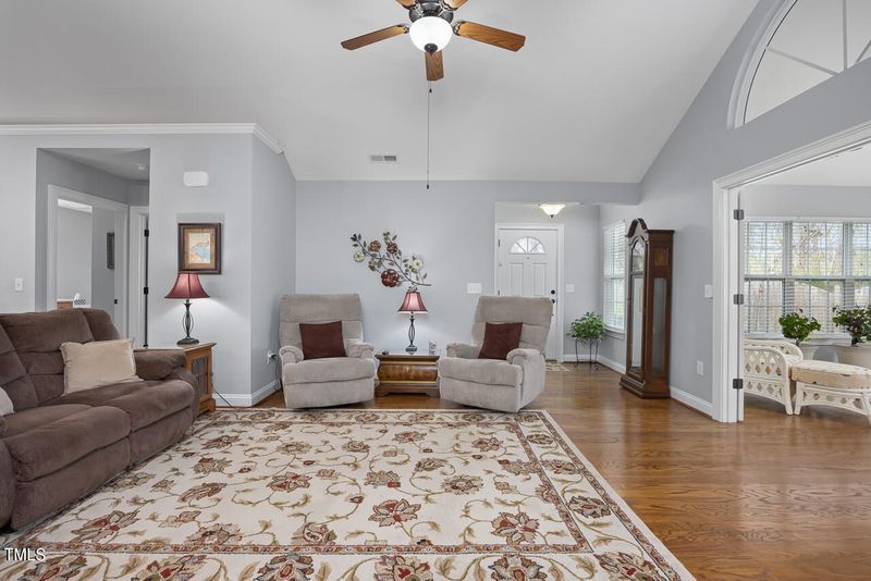 1197 Blue Bird Ln, Wake Forest, NC 27587