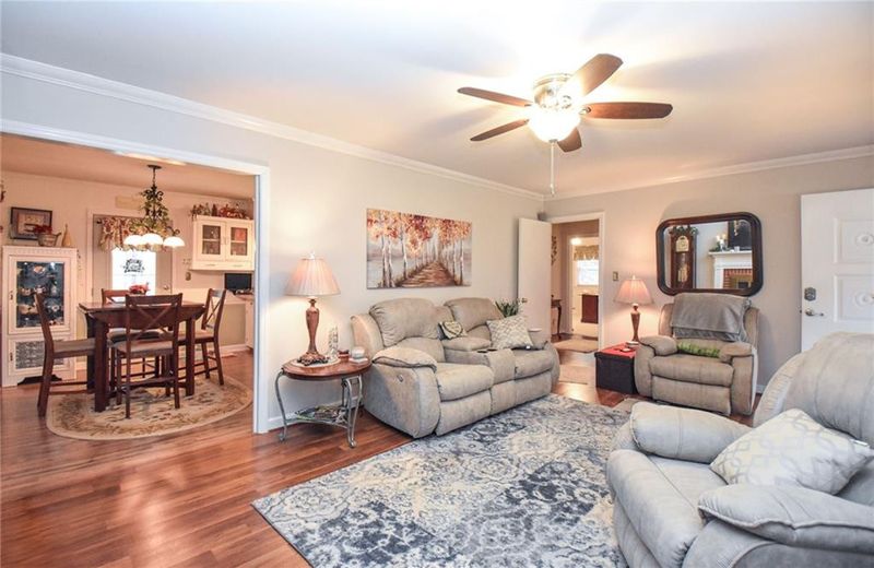 1197 N Graham Hopedale Rd, Burlington, NC 27217