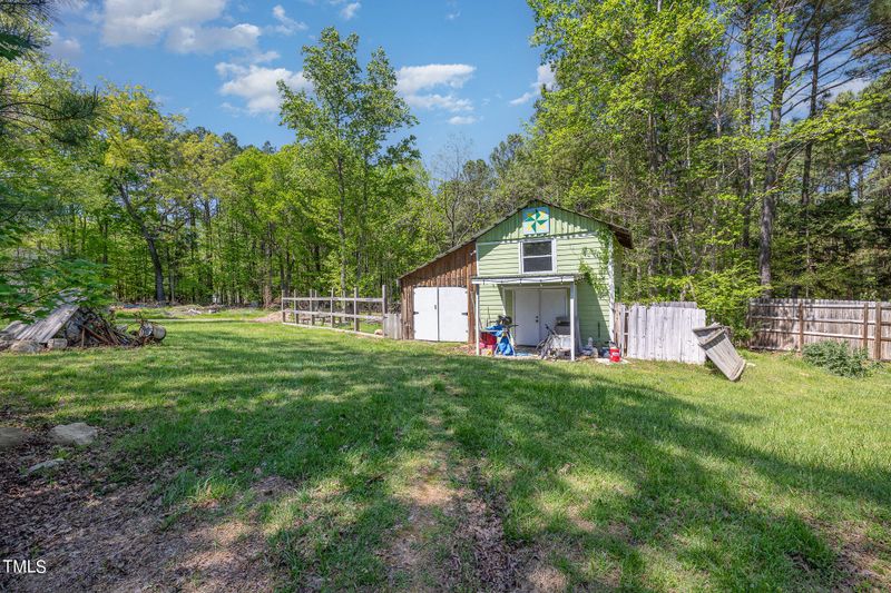 1198 Gilmore Rd, Chapel Hill, NC 27516