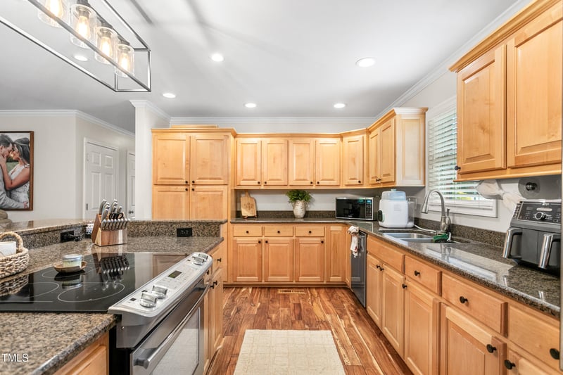 1199 Cesar Ct, Graham, NC 27253