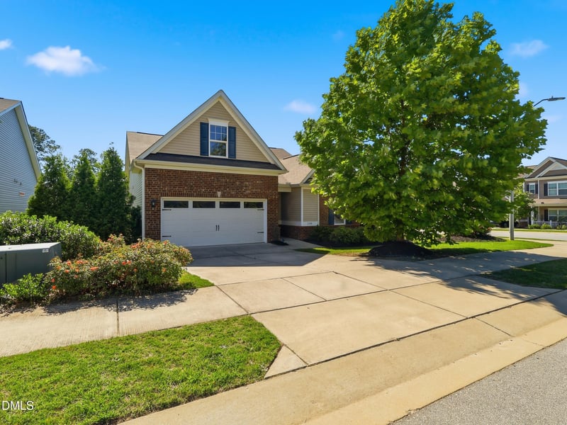 1199 London Meadow Way, Fuquay Varina, NC 27526