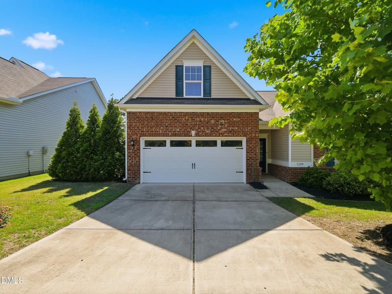 1199 London Meadow Way, Fuquay Varina, NC 27526