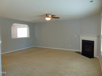 1199 Shining Water Ln, Creedmoor, NC 27522