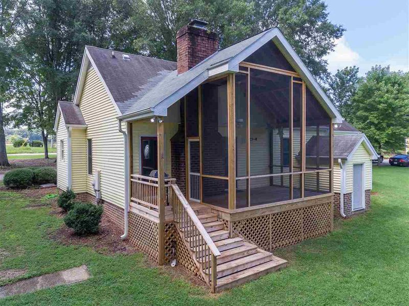 12 Bert Winston Rd, Youngsville, NC 27596