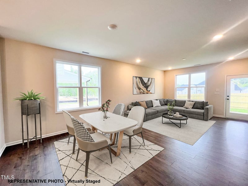 12 Bluestar Ct, Clayton, NC 27520