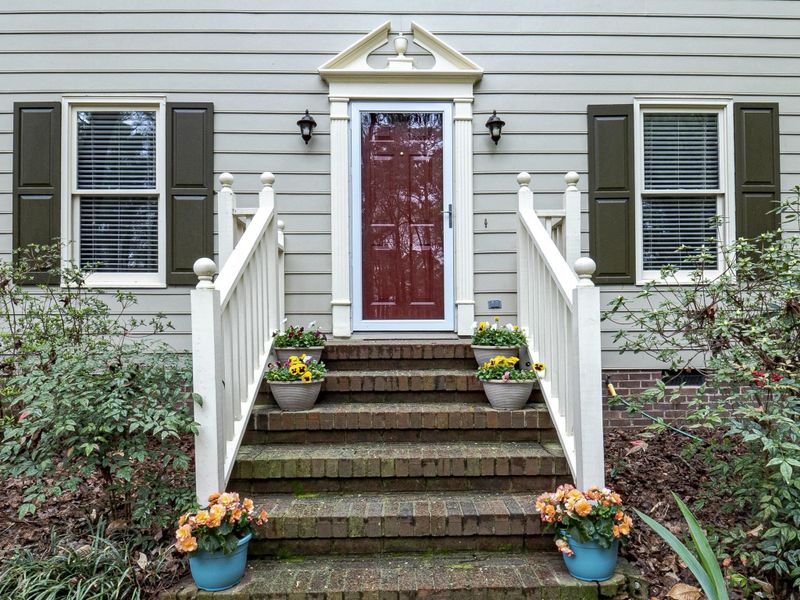 12 Briarfield Ct, Durham, NC 27713