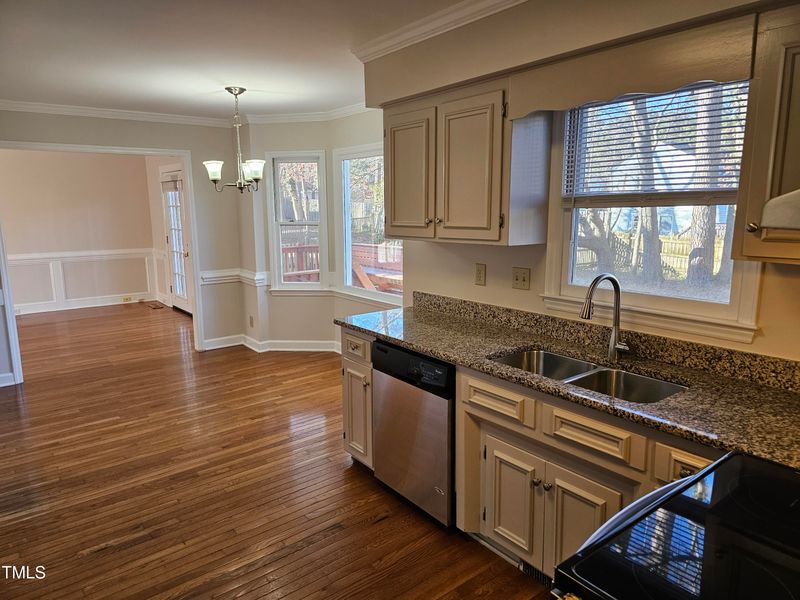 12 Cedar Hill Dr, Durham, NC 27713