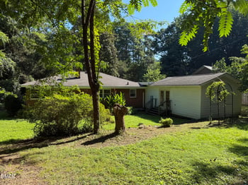 12 S Circle Dr, Chapel Hill, NC 27516