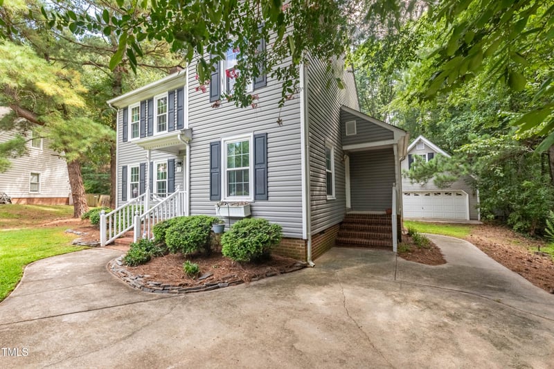 12 Cobble Glen Ct, Durham, NC 27713
