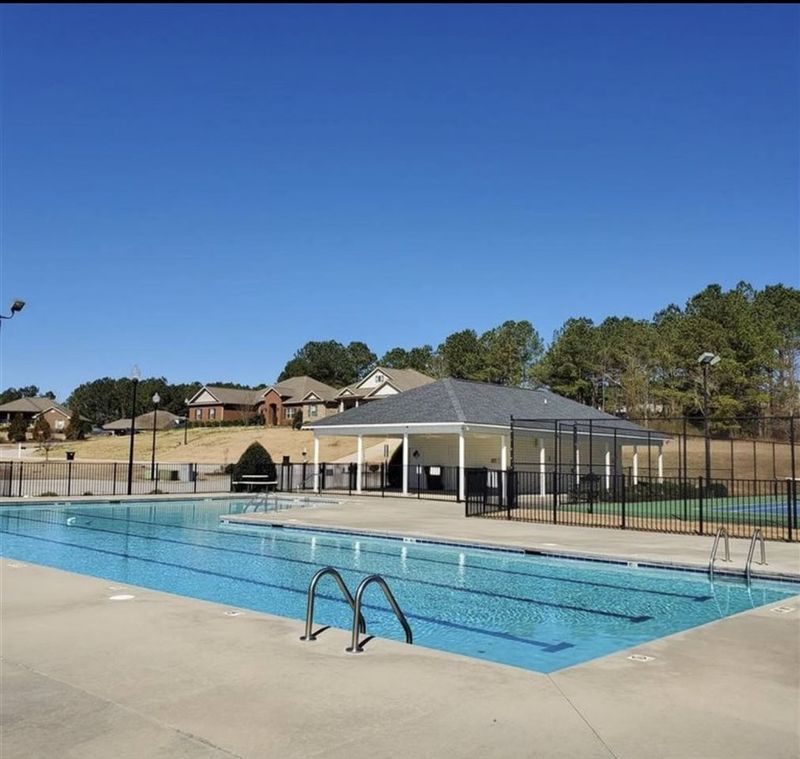 12 Community Cir, Angier, NC 27501