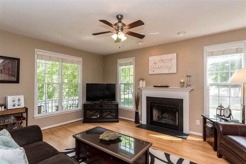 12 Dardanelle Ln, Durham, NC 27713
