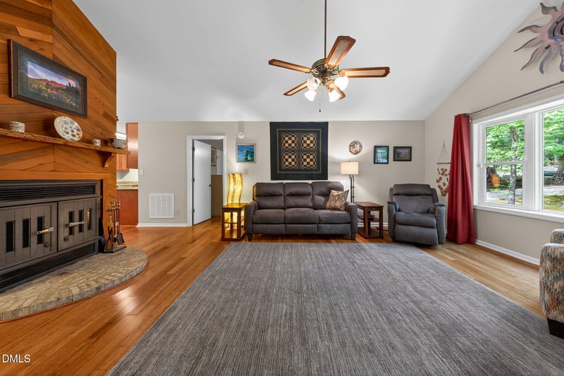 12 Drakesway Ct, Durham, NC 27713