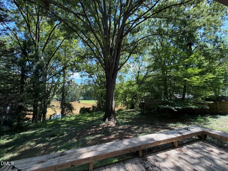 12 Ellen Pl, Chapel Hill, NC 27514