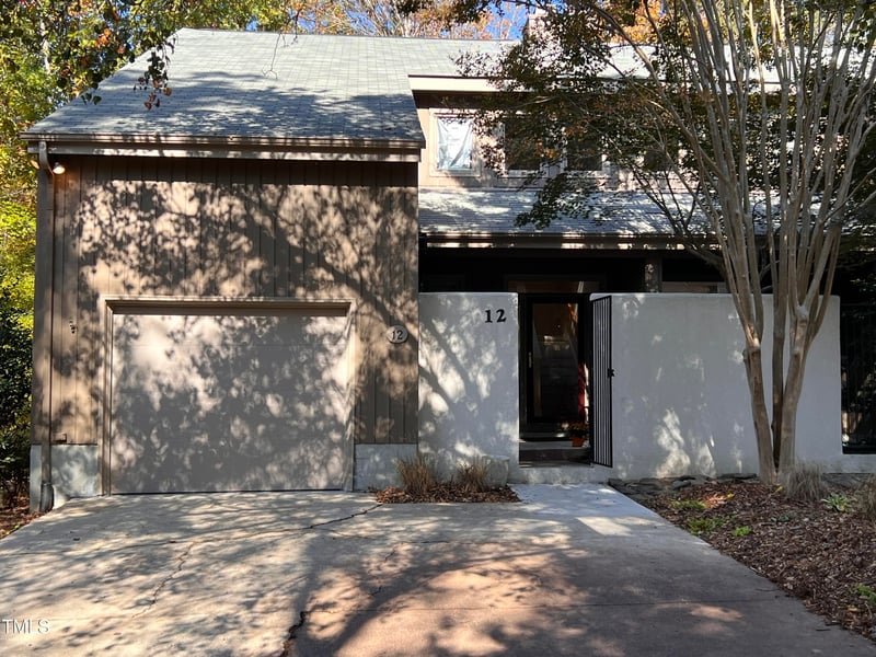 12 Ellsworth Ct, Chapel Hill, NC 27517
