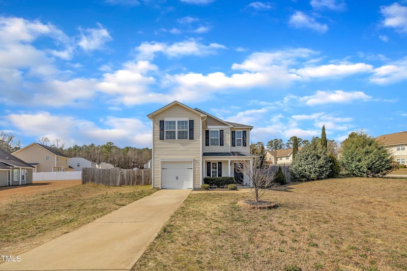 12 Emilies Crossing Way, Lillington, NC 27546