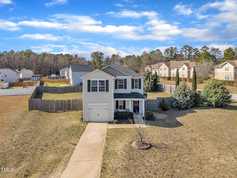 12 Emilies Crossing Way, Lillington, NC 27546