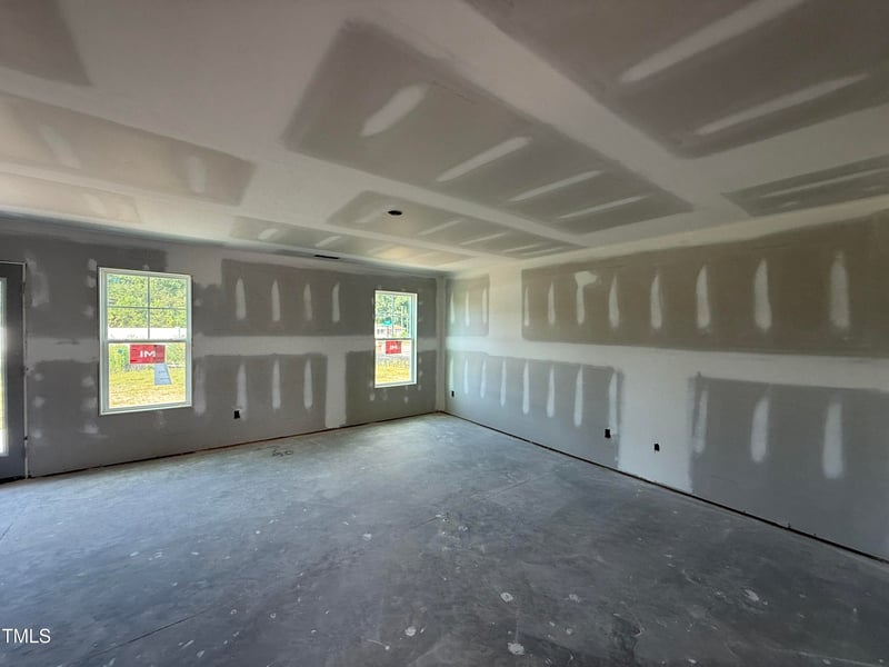 12 Emily Gardens Dr, Selma, NC 27576