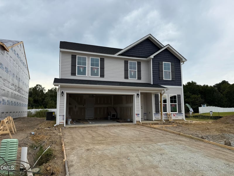 12 Emily Gardens Dr, Selma, NC 27576