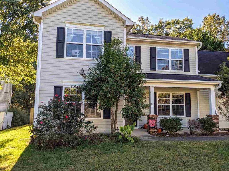 12 Epping Ct, Durham, NC 27703