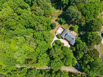12 Lanier Dr, Chapel Hill, NC 27517
