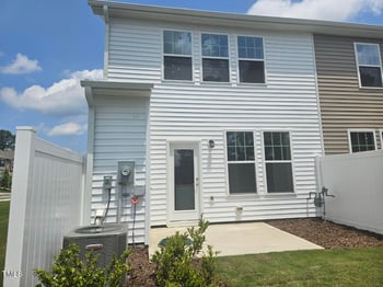 12 Lavender Ln, Clayton, NC 27520