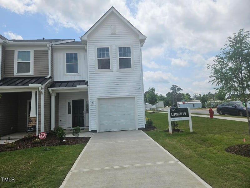 12 Lavender Ln, Clayton, NC 27520