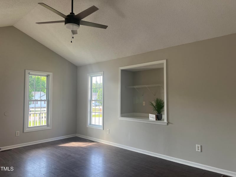 12 Linsey Ct, Lillington, NC 27546