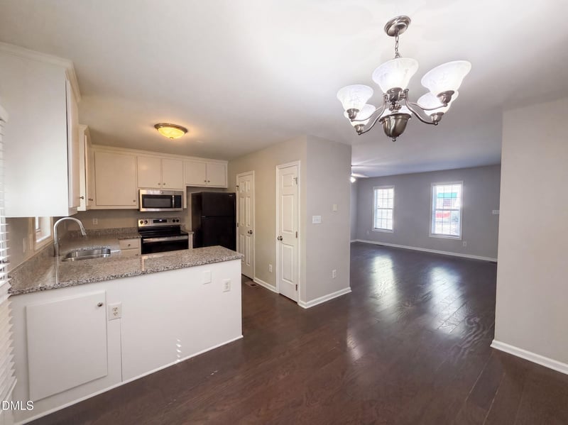 12 Mandy Ct, Durham, NC 27707