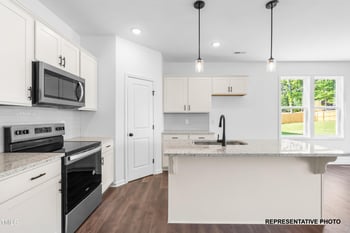12 Mistflower St, Clayton, NC 27520