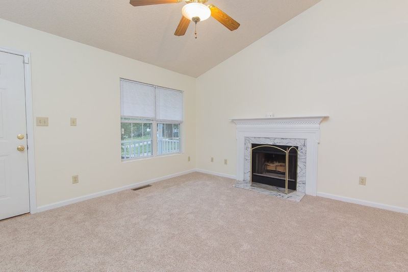 12 Oakside Ct, Durham, NC 27703
