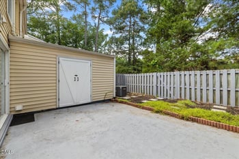 12 Patriot Cir, Durham, NC 27704