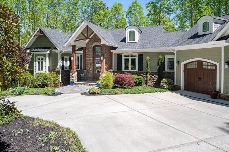 12 Pin Tail Ct SW, Pittsboro, NC 27312