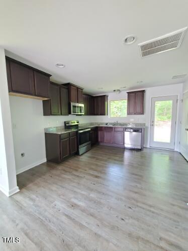 12 Rochambeau Ct, Durham, NC 27704