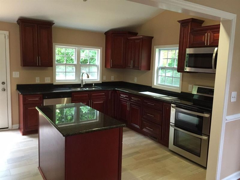 12 Rocky Branch Rd, Clayton, NC 27520