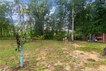 12 Stonecliff Ln, Sanford, NC 27332