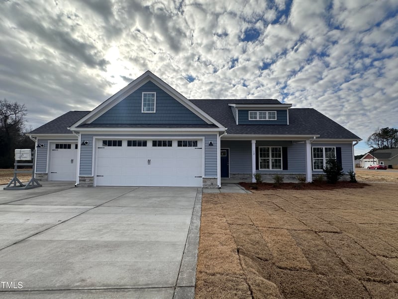 12 Wilderness Trl, Smithfield, NC 27577