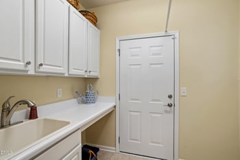 120 Abbey View Way, Cary, NC 27519