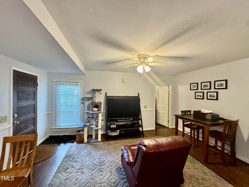 120 N Anthony St, Burlington, NC 27217